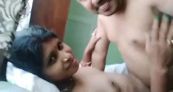 Chodta biwi dard deke hua pati chudai hardcore